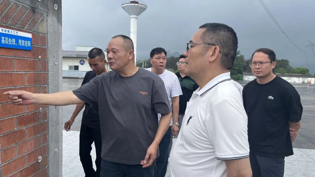 变废为宝筑新材,政企携手谋发展 | 阳山县黎埠镇党委政府莅临坤德环保考察交流(图9) 变废为宝筑新材,政企携手谋发展 | 阳山县黎埠镇党委政府莅临坤德环保考察交流(图3)