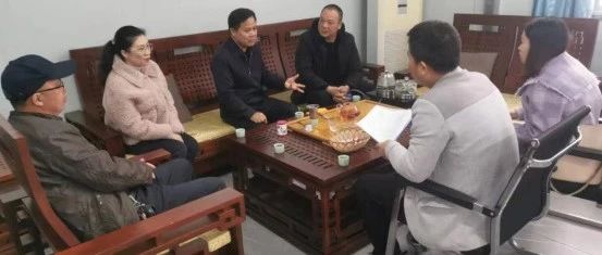 近日贺州市工信局相关领导莅临我司调研